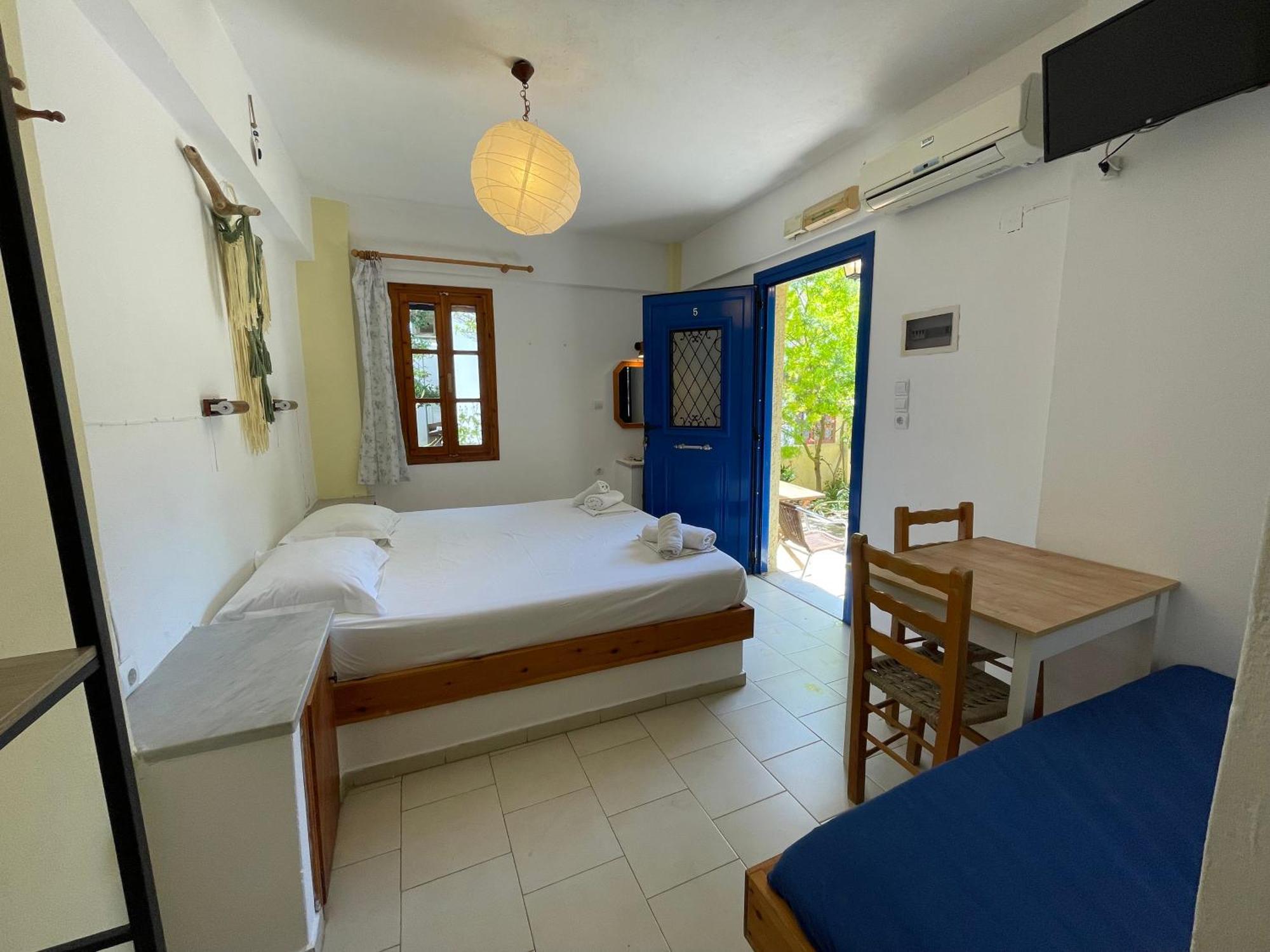 Jimmy'S Place Ormos  Bagian luar foto